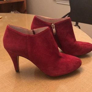 Vince Camuto Italian Maroon Suede Booties